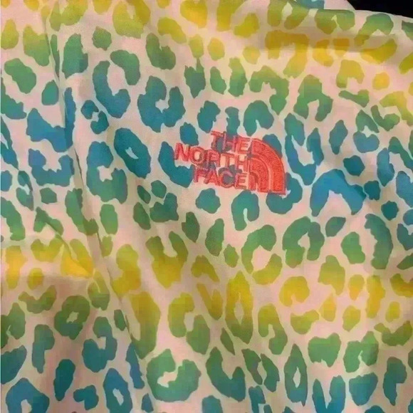 The North Face Uncia Resolve Jacket - Girls' size XL. - Picture 4 of 6